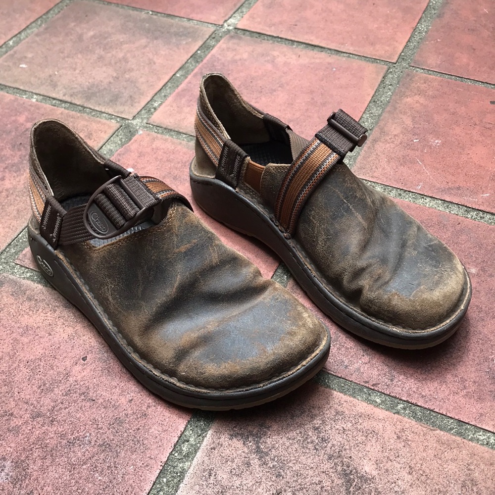 Chaco Closed-Toed. Men size 9.